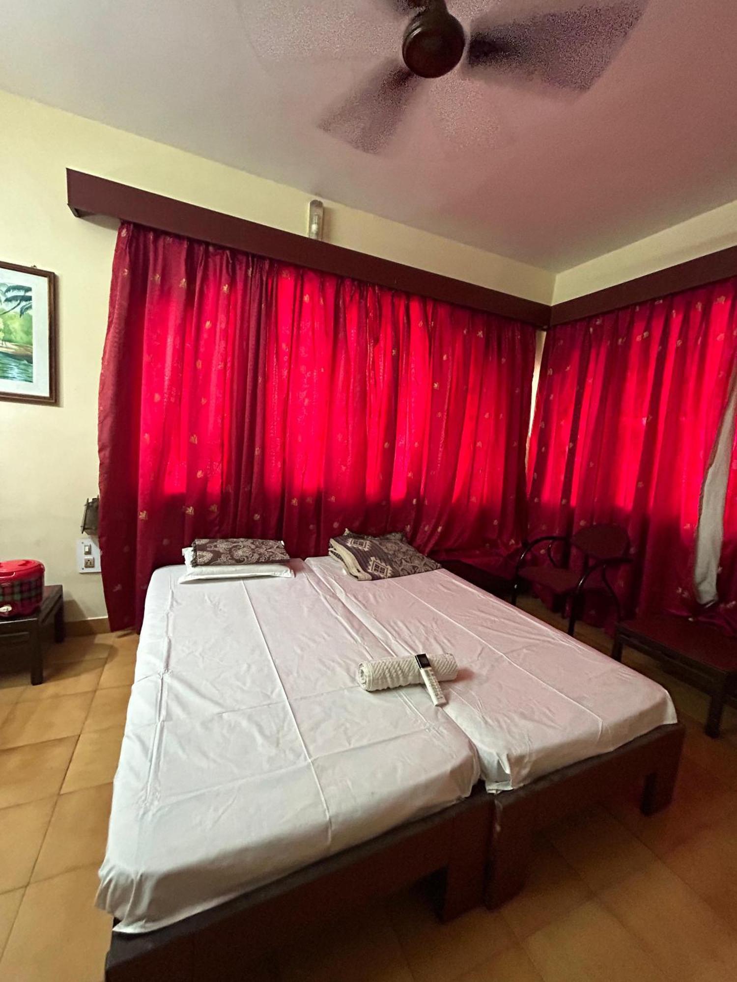 Hotel Prabha Ratnagiri Exterior photo